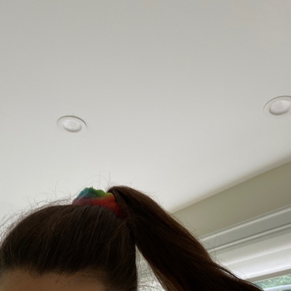 Tye dye scrunchies - Picture 4 of 4